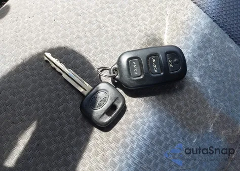 2003 Toyota Matrix Standard from USA, damaged, VIN 2T1KR32E63C093447